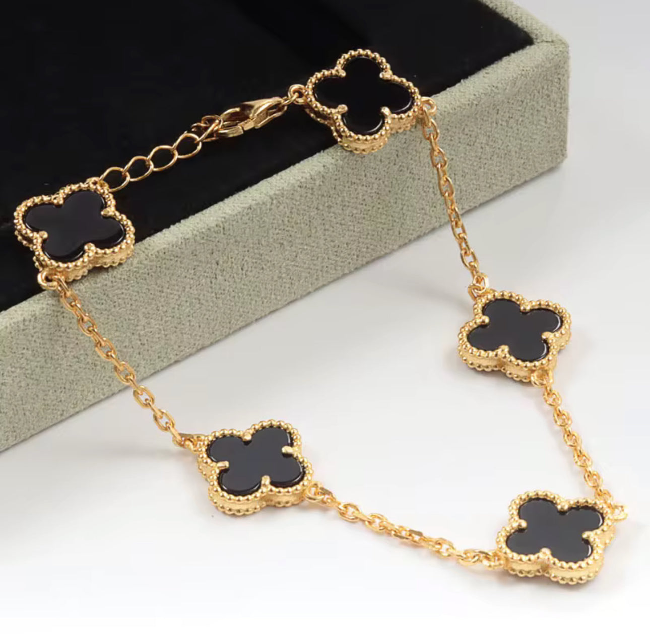 Clover Bracelet
