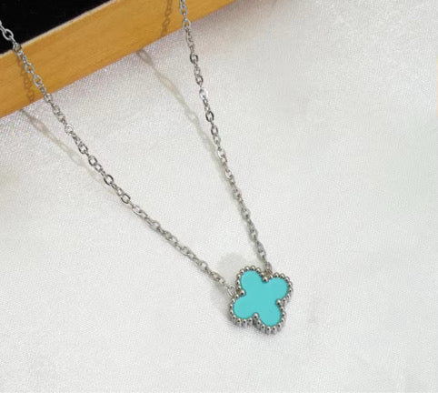 Clover Necklace