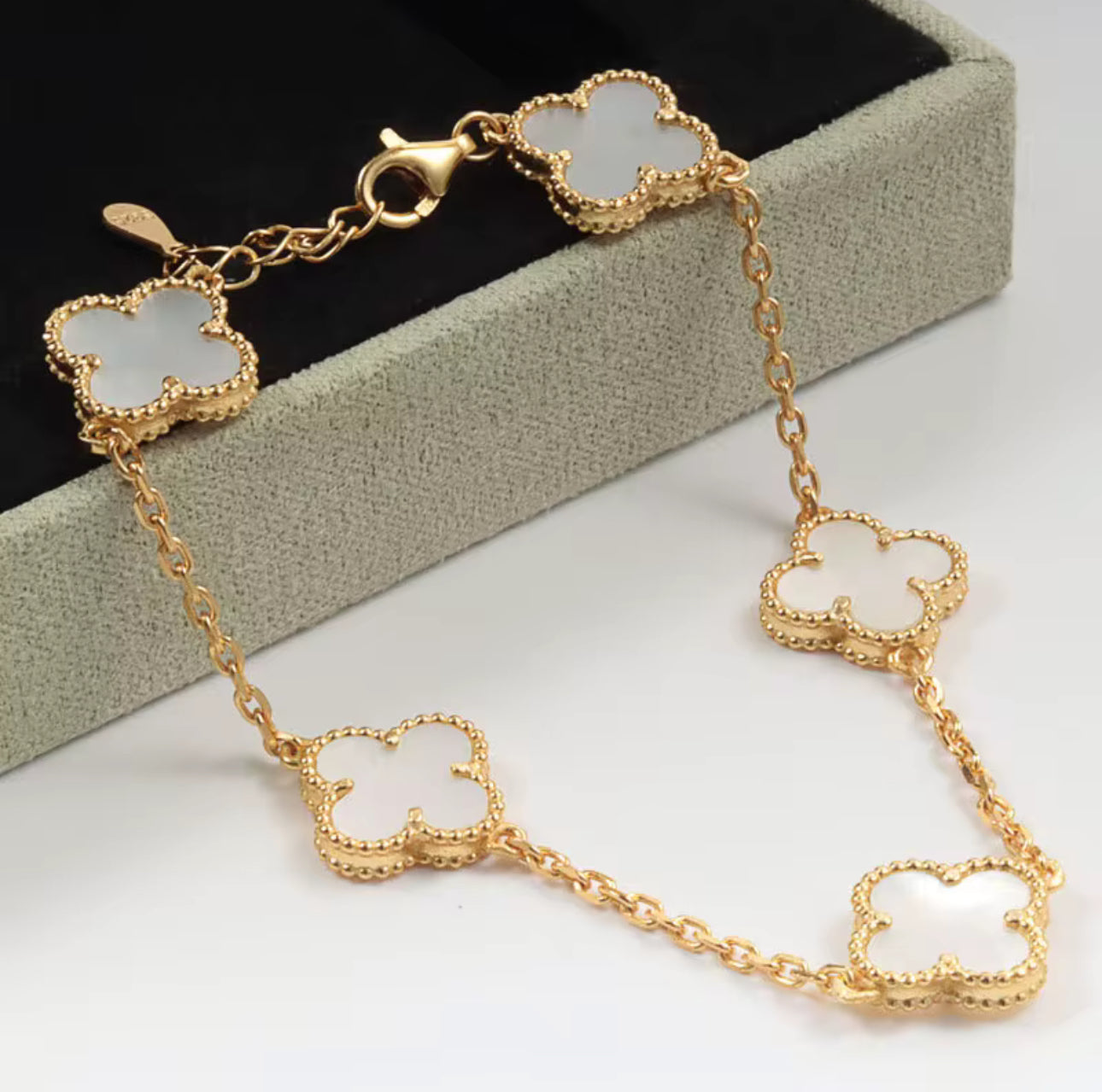 Clover Bracelet