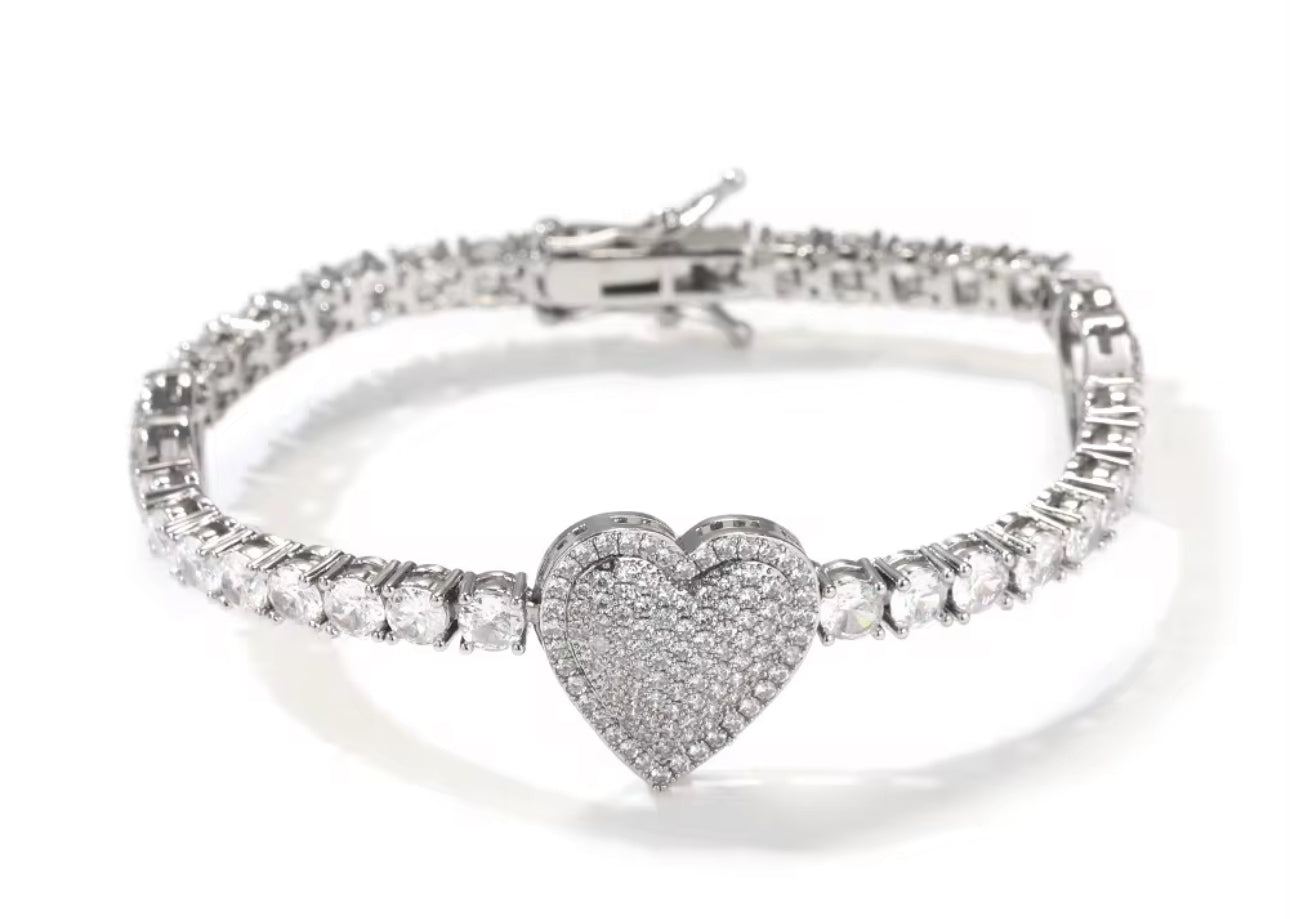 Heart Tennis Bracelet - DiiorMii