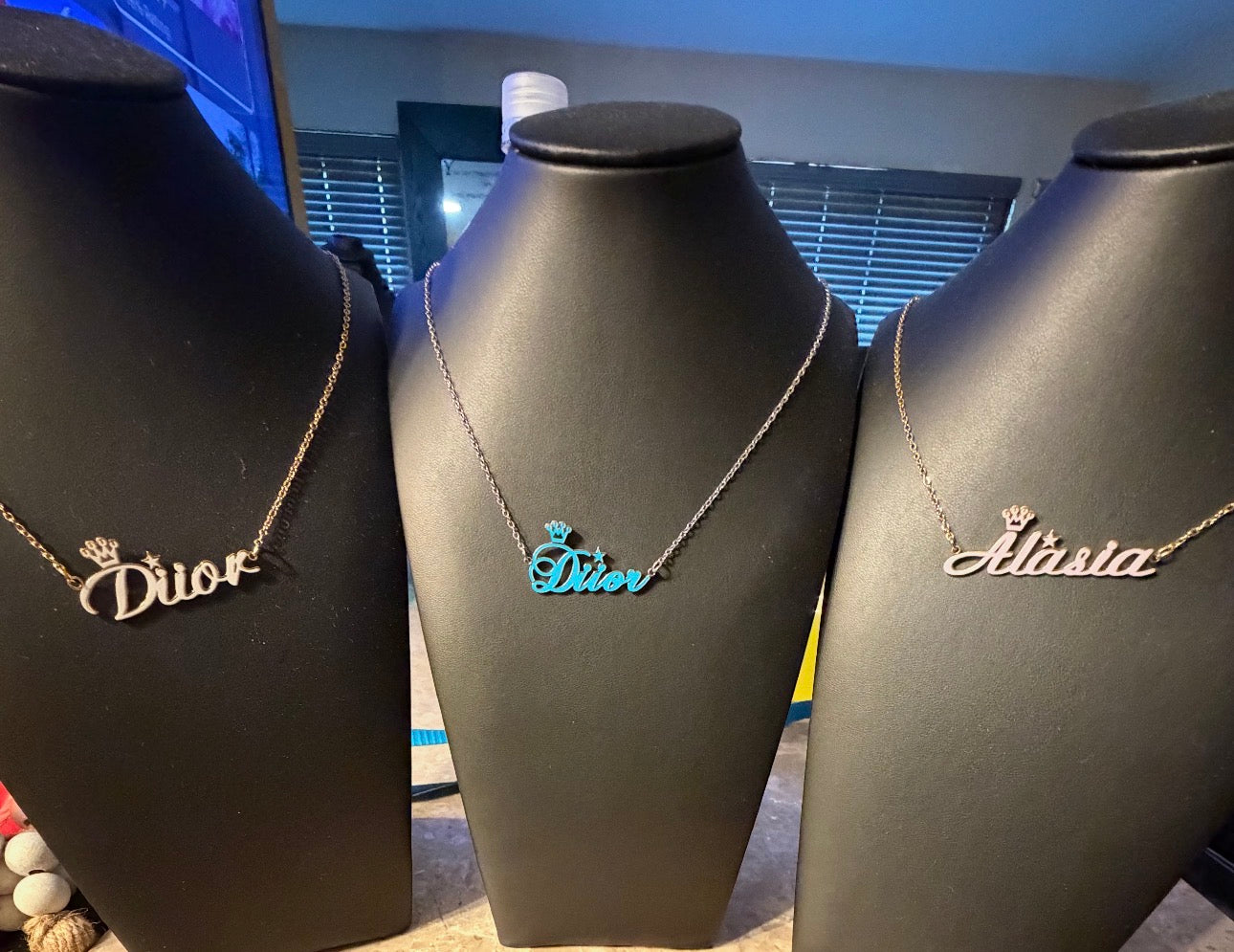 Custom Color Nameplate Necklace - DiiorMii