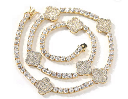 Clover Tennis Necklace